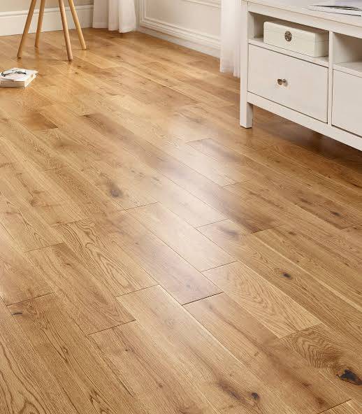 LVT vs Engineered Wood for Dubai Office-to-Apartment Conversions