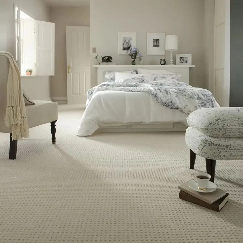 Cream Color Wall to Wall Carpet (1)